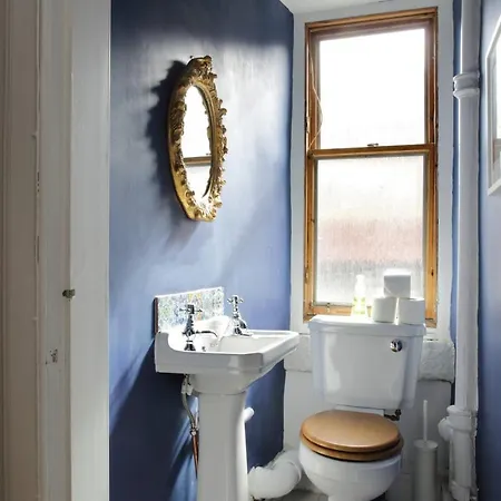 Joivy Stunning Apartment In Royal Mile Edinburgh Exterior photo